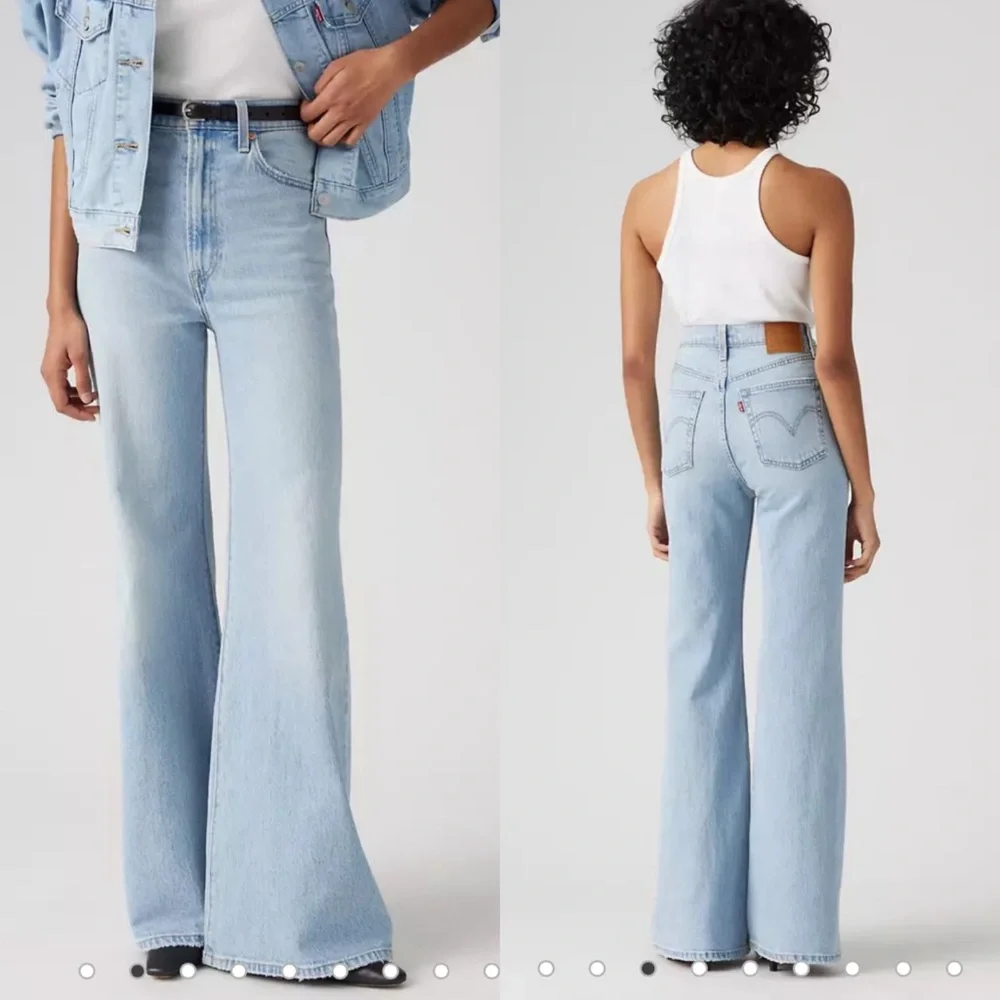 Levi’s Ribcage Bell Sits Well Together Light Wash Size 24 - Picture 1 of 14